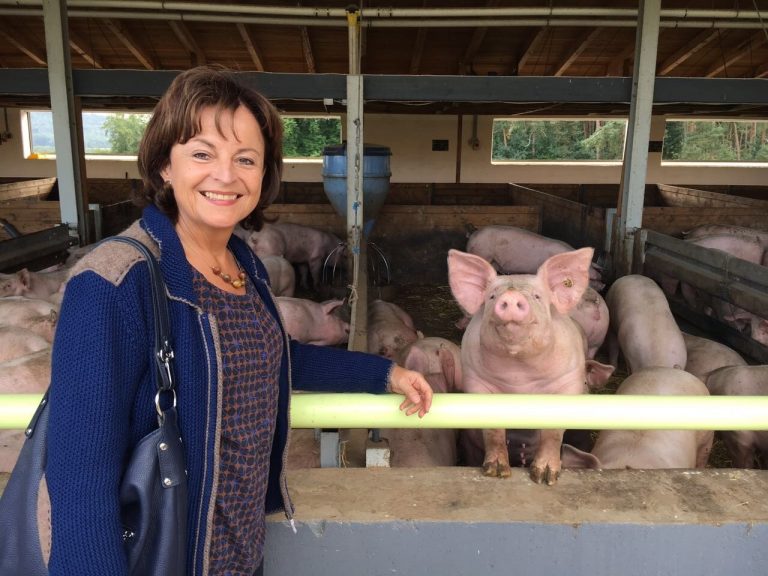 Europaabgeordnete Marlene Mortler übernimmt Schirmherrschaft für den Preis der Tiergesundheit 2021