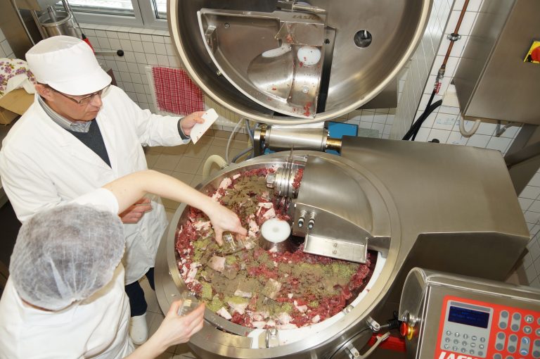 FBN-Wissenschaftlerin leitet erstes deutsches Forschungskonsortium für zellbasiertes Fleisch